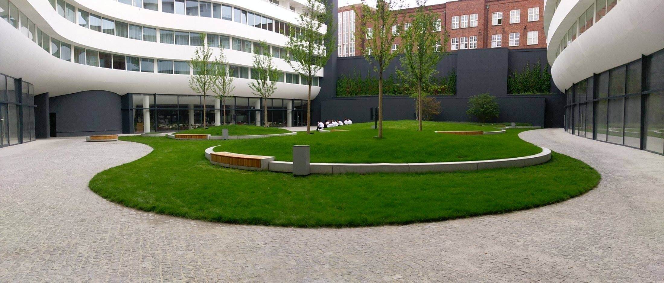 Hilton OVO - zdjęcie 1